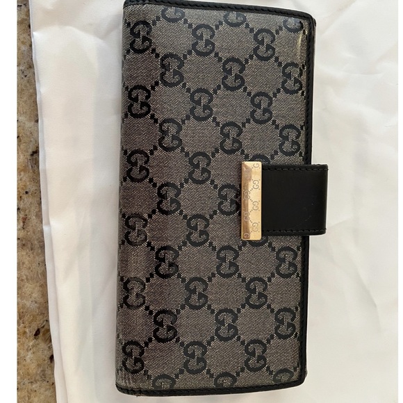 Authentic Gucci GG Supreme Continental Navy Coated Canvas Wallet - Picture 15 of 15